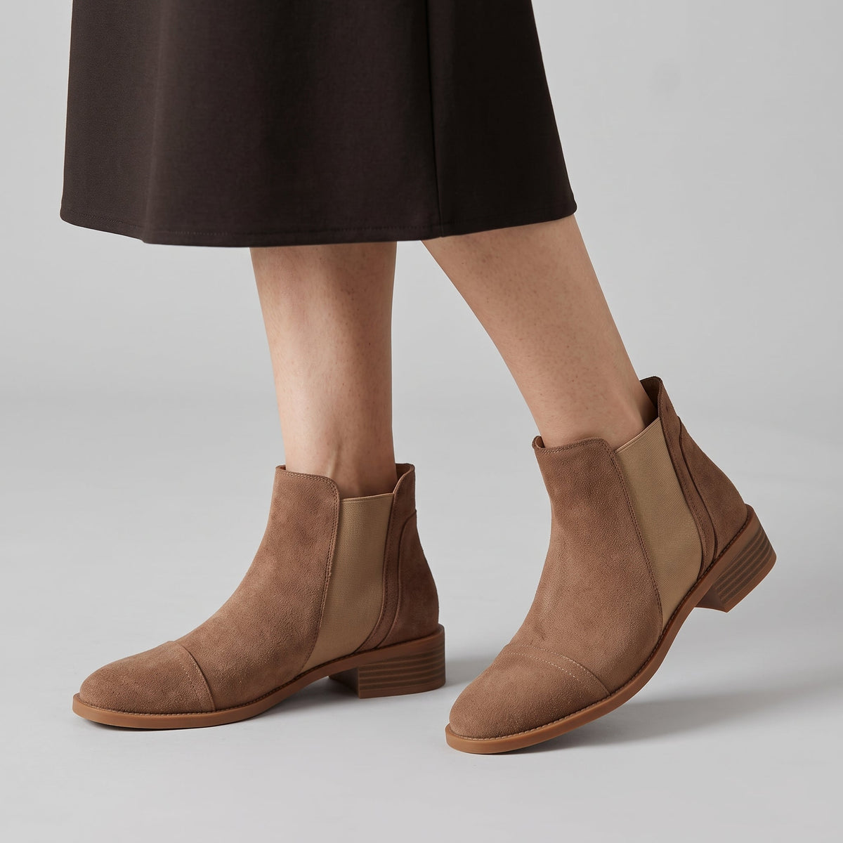 Clara | Women's Ankle Boots with Elastic Side Panels and Flat Sole