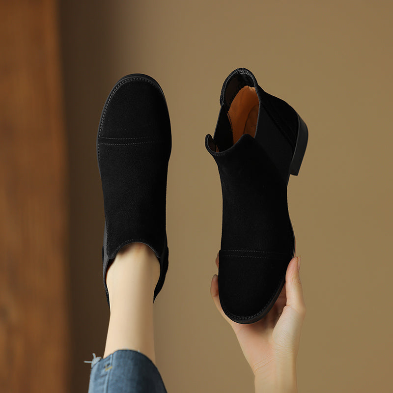Clara | Women's Ankle Boots with Elastic Side Panels and Flat Sole