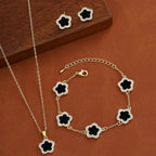 Celeste O Chain Pendant Necklace
